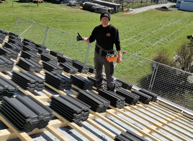 Holzer Dach, Manuel Holzer, Dornbirn, Dachdecker, Sanierung und Reparaturen Holzer Dach, Manuel Holzer, Dornbirn, Dachdecker, Sanierung und Reparaturen